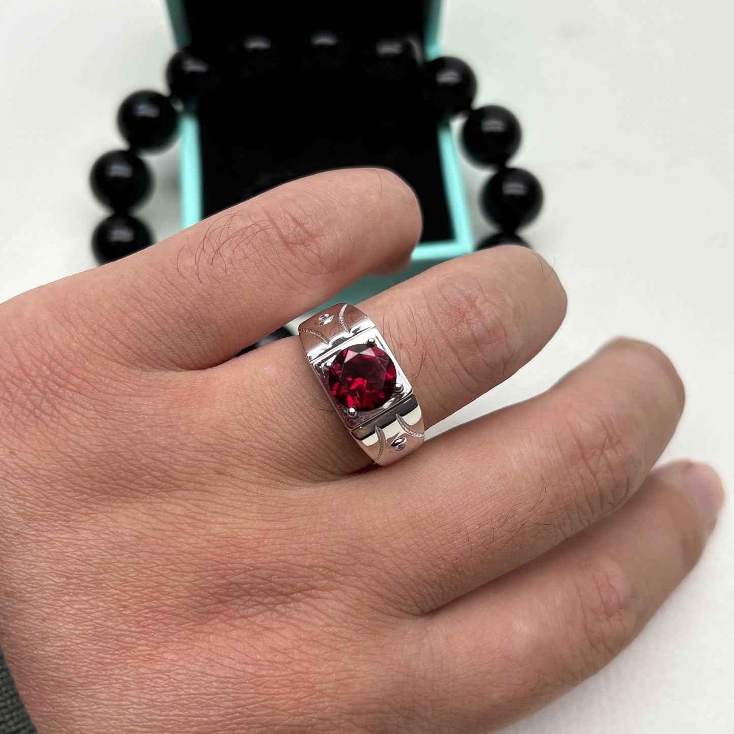 Customized S925 sterling silver natural pigeon blood red garnet men's ring