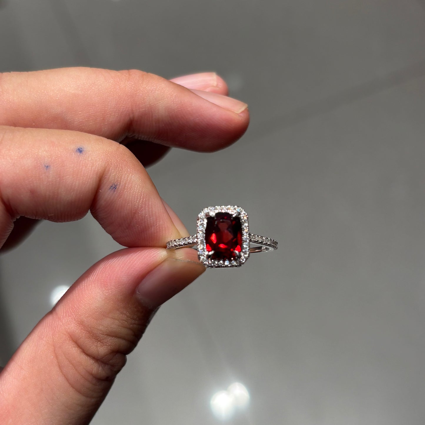 2Ct Princess Cut Pigeon Blood Garnet S925 Sterling Silver Classic 18K White Gold Plated Ring