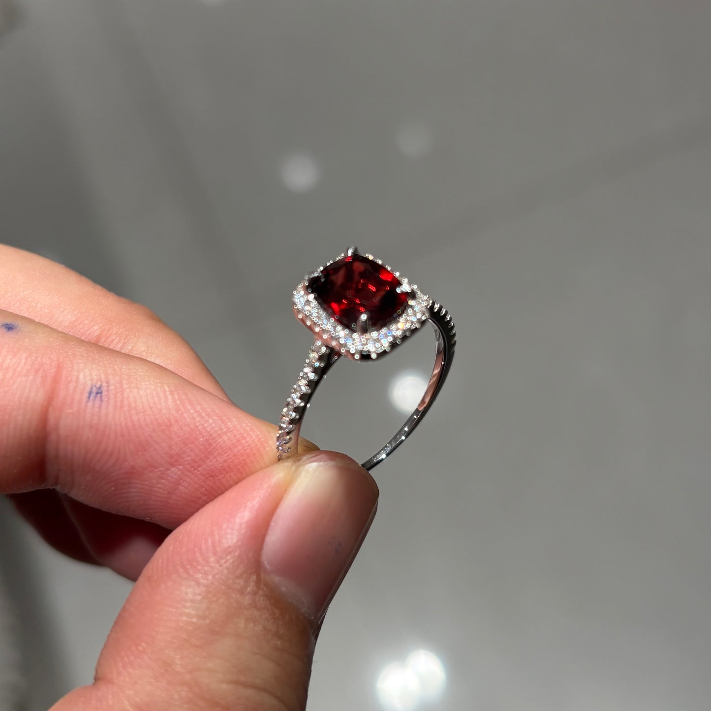 2Ct Princess Cut Pigeon Blood Garnet S925 Sterling Silver Classic 18K White Gold Plated Ring