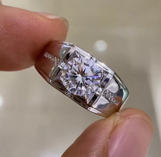 2Ct D-color Round Cut Moissanite Diamond S925 Sterling Silver Classic 18K White Gold Plated Man Ring
