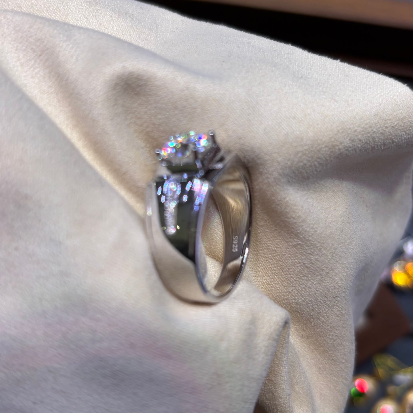 2Ct D-color Round Cut Moissanite Diamond S925 Sterling Silver Classic 18K White Gold Plated Man Ring