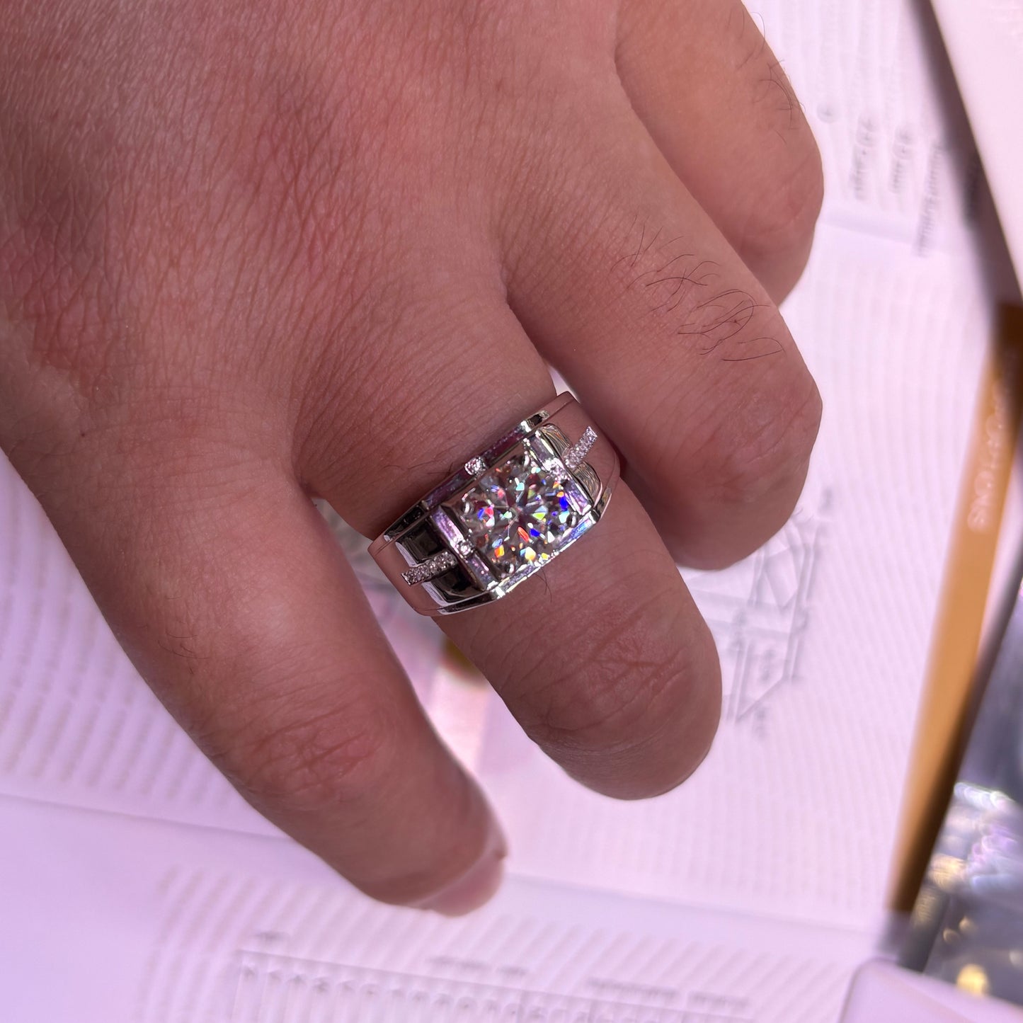 2Ct D-color Round Cut Moissanite Diamond S925 Sterling Silver Classic 18K White Gold Plated Man Ring