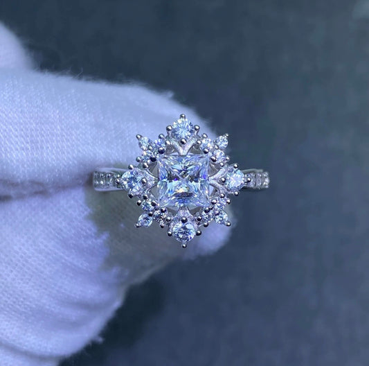 1ct D-color Princess Cut Moissanite Diamond S925 Sterling Silver Classic 18K White Gold Plated Ring