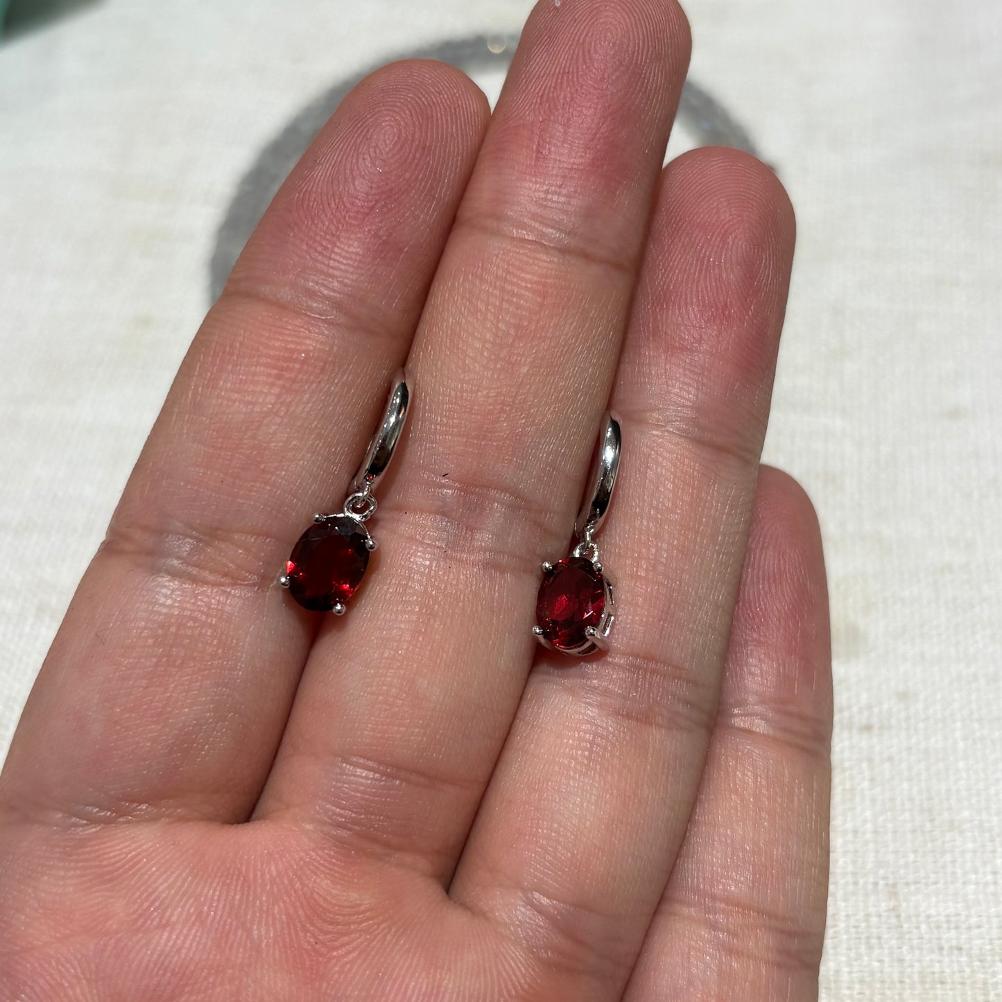 Custom-made S925 sterling silver natural rainbow tourmaline ring and garnet earrings