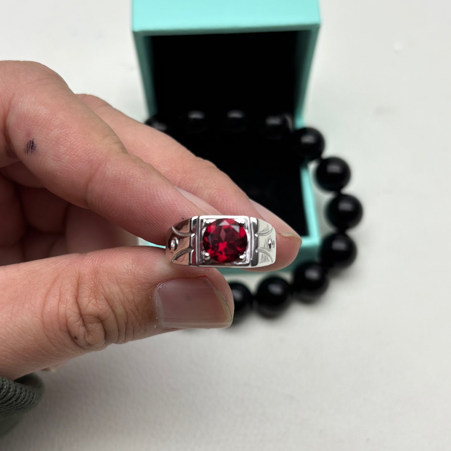 Customized S925 sterling silver natural pigeon blood red garnet men's ring